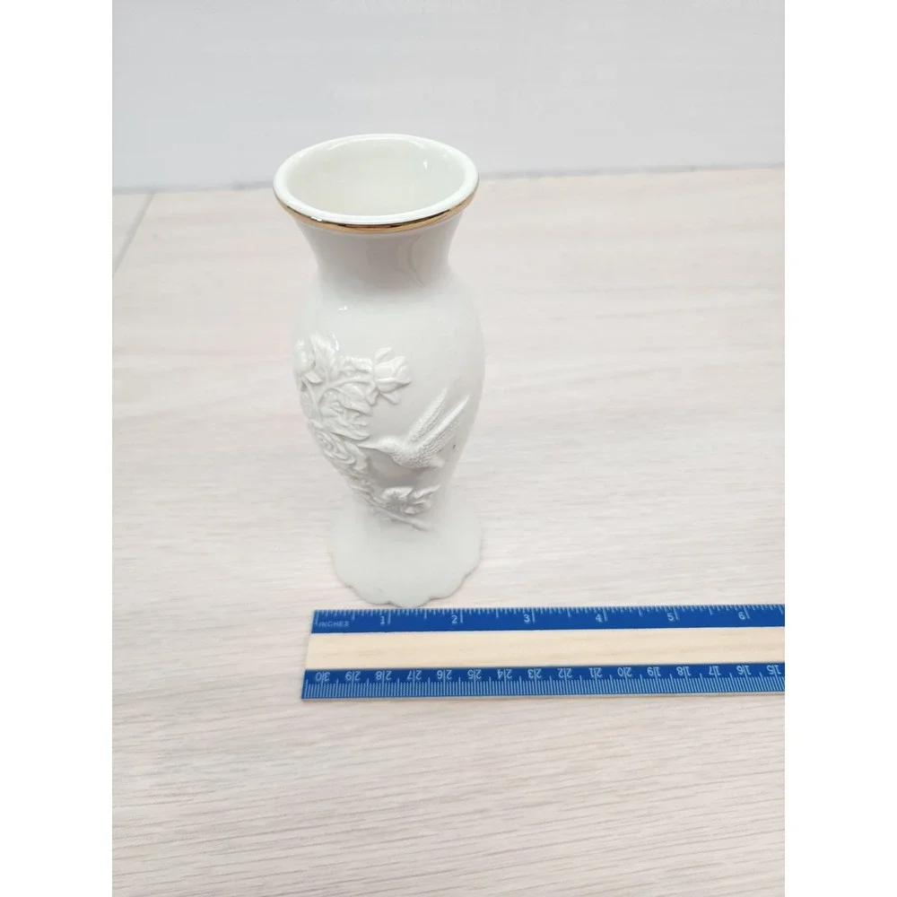 Lenox Bone‎ China Embossed Rose Bud Vase 5.5